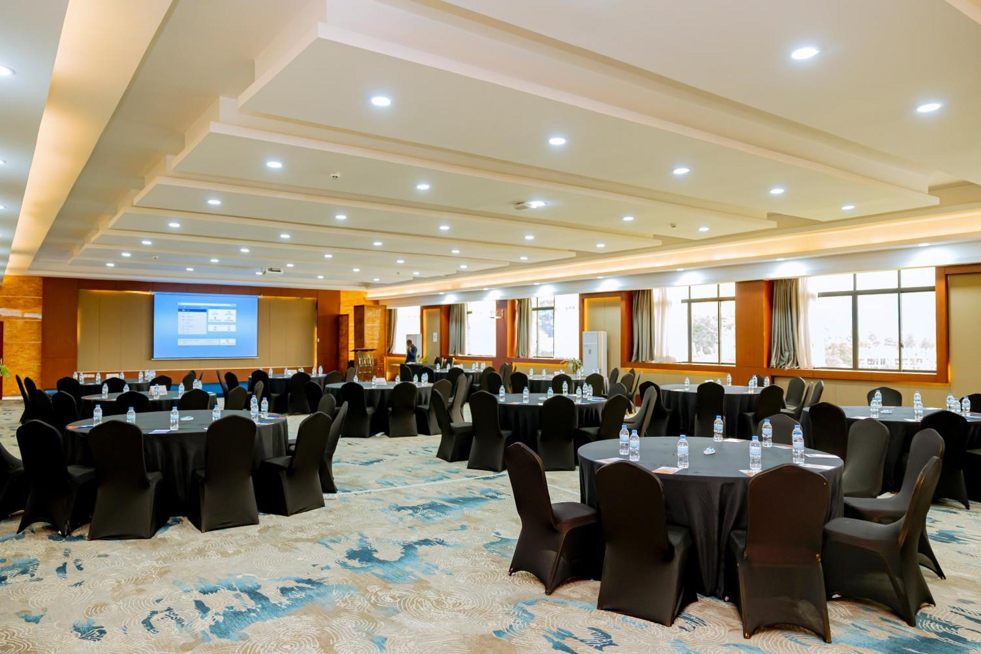 M Hotel Kigali Ngoại thất bức ảnh
